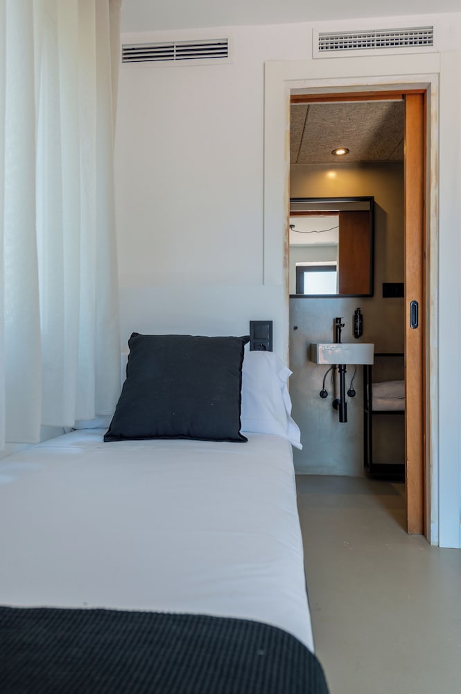 Фото Hostal Boutique Es Menut