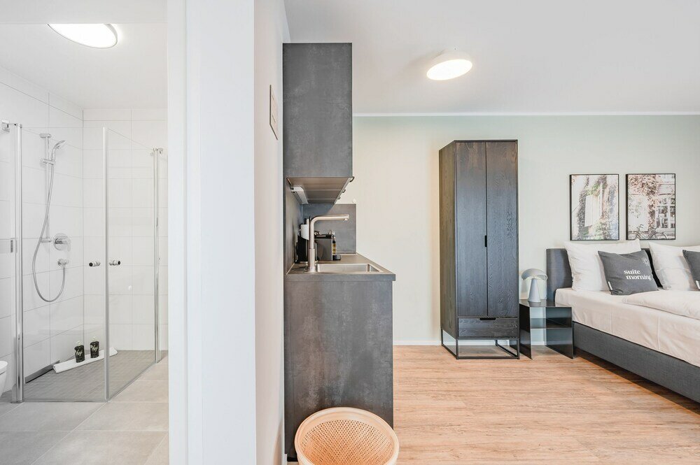 Фото Limehome Metzingen Wilhelmstr