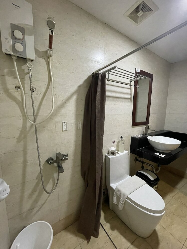 Фото Cebu Capitol Central Hotel & Suites powered by Cocotel