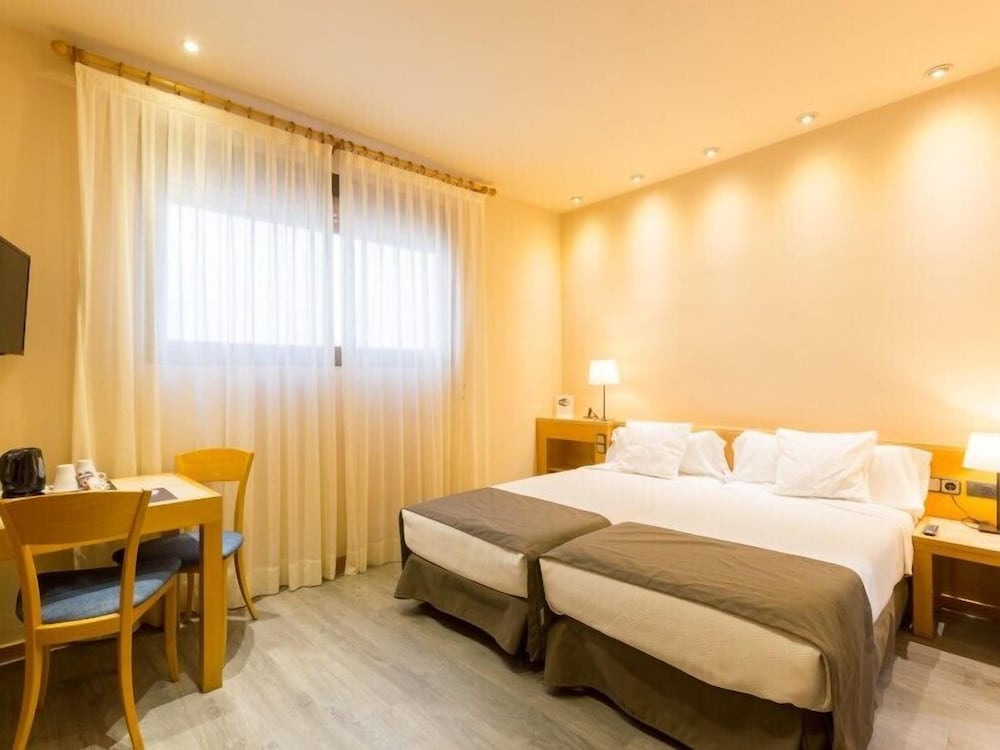 Фото Hospedium Apartamentos Dv