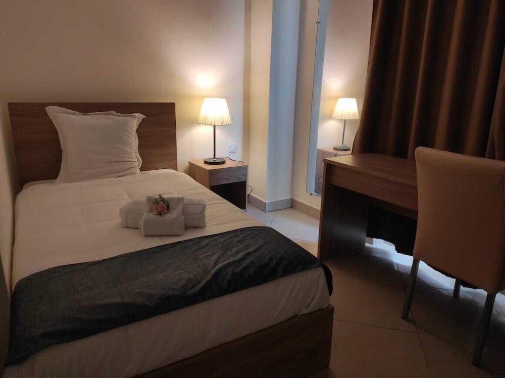 Фото Downtown Hotel