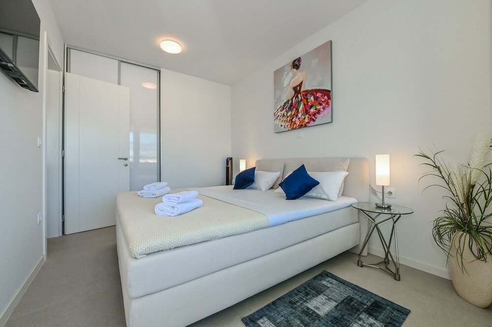 Фото Apartments Olive Garden 2