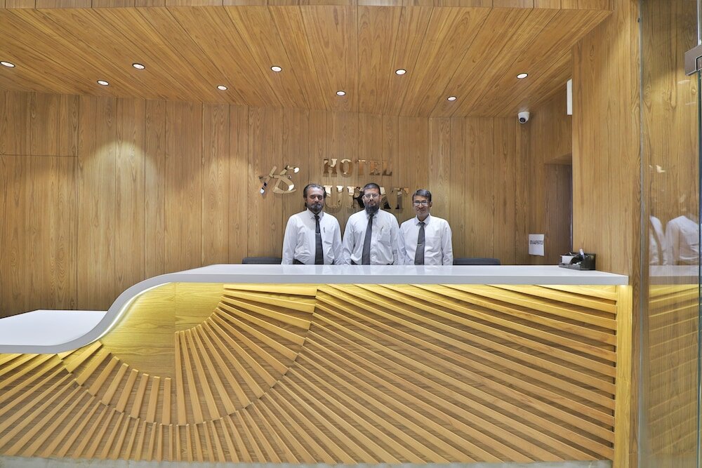 Фото Hotel Surat