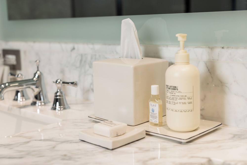 Фото Hôtel Swexan