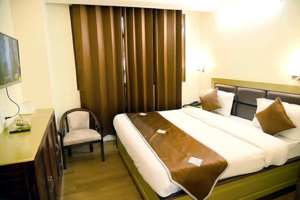 Фото Hotel Uphar