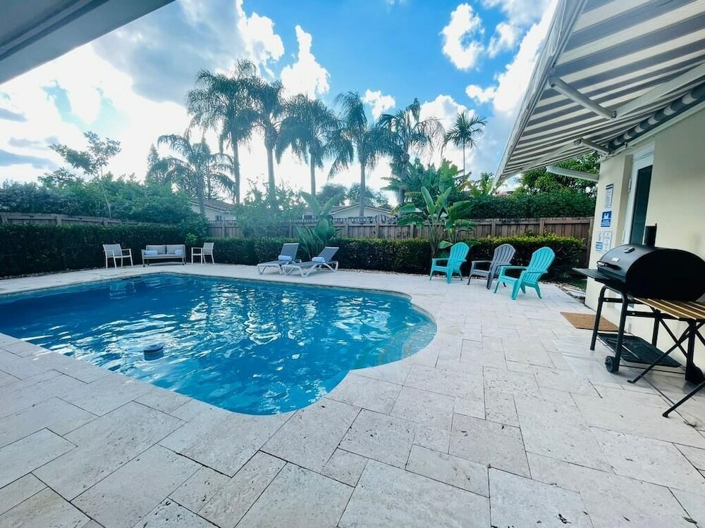 Фото Luxurious 3br Pool House. Lovely Place