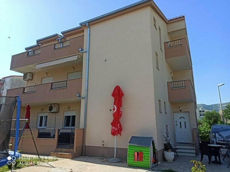 Гостиница Apartments Feral