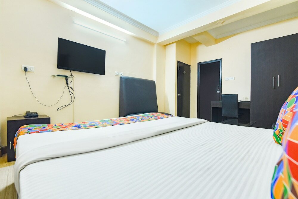 Фото Fabhotel Dovers Inn