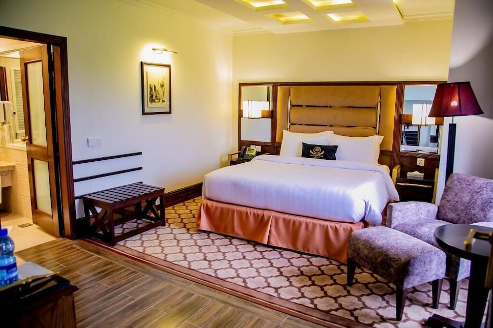 Фото Saffron D'or Hotels Lahore