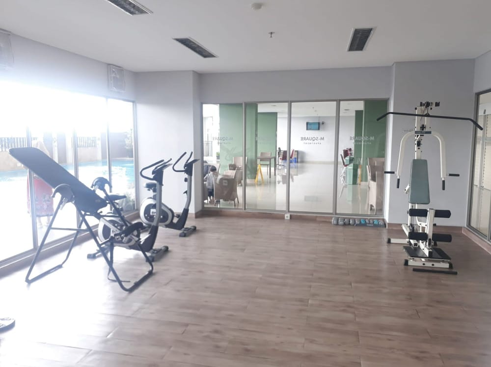 Фото Express O 91863 Mekarwangi M-square