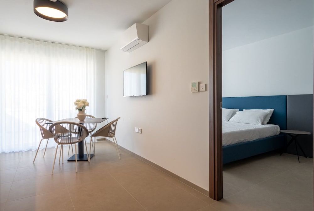 Фото The Sliema Suites