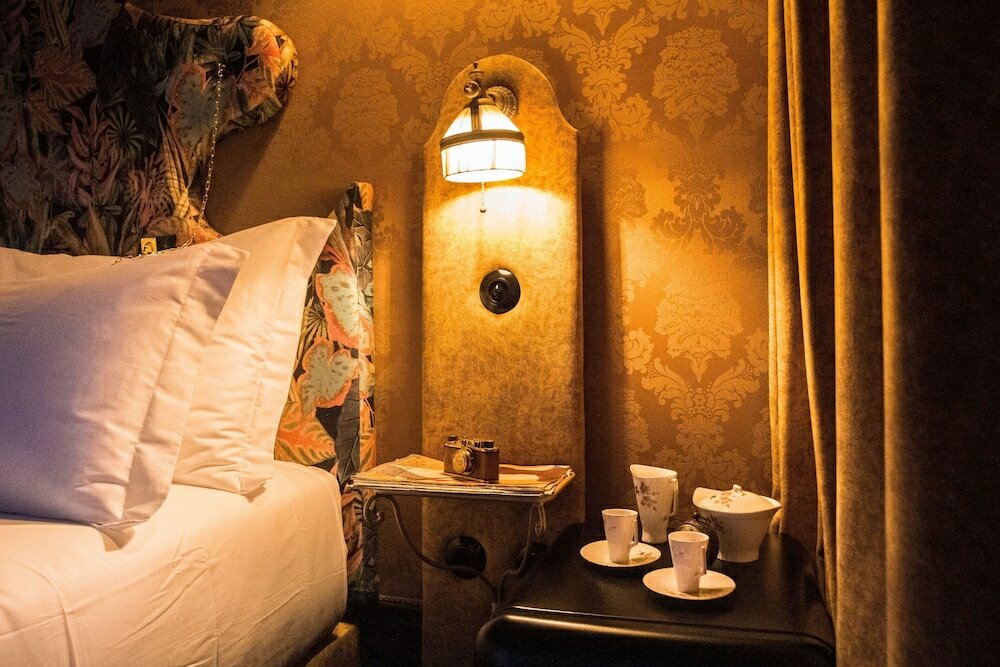 Фото Pensão Amor Madam’s Lodge