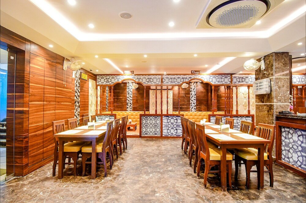 Фото Fabhotel Prime Tahoura International