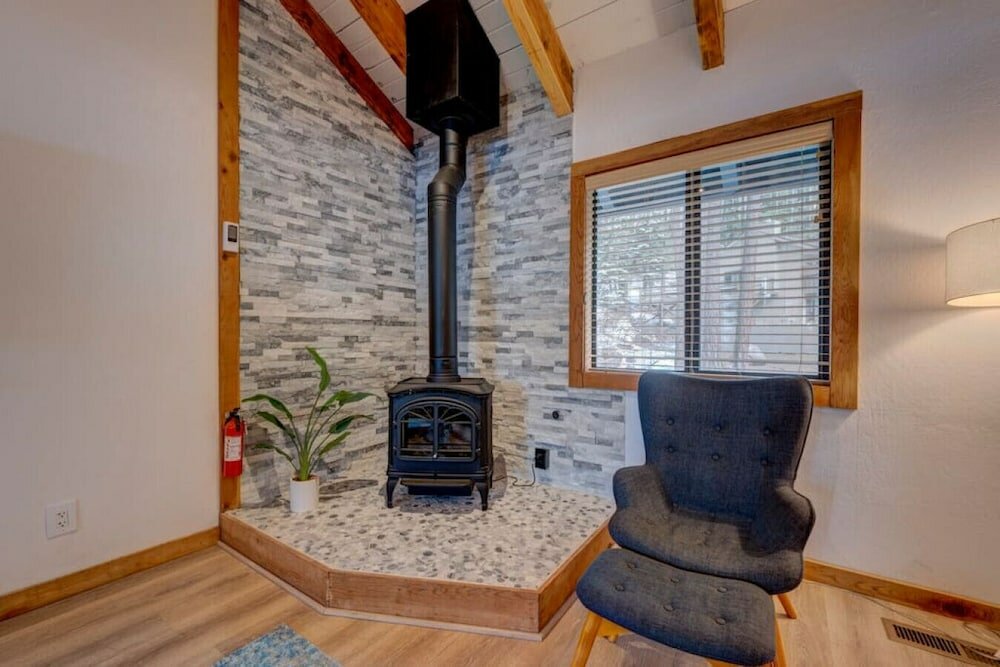 Фото 1br Cabin w Extra beds & Sofa Bed