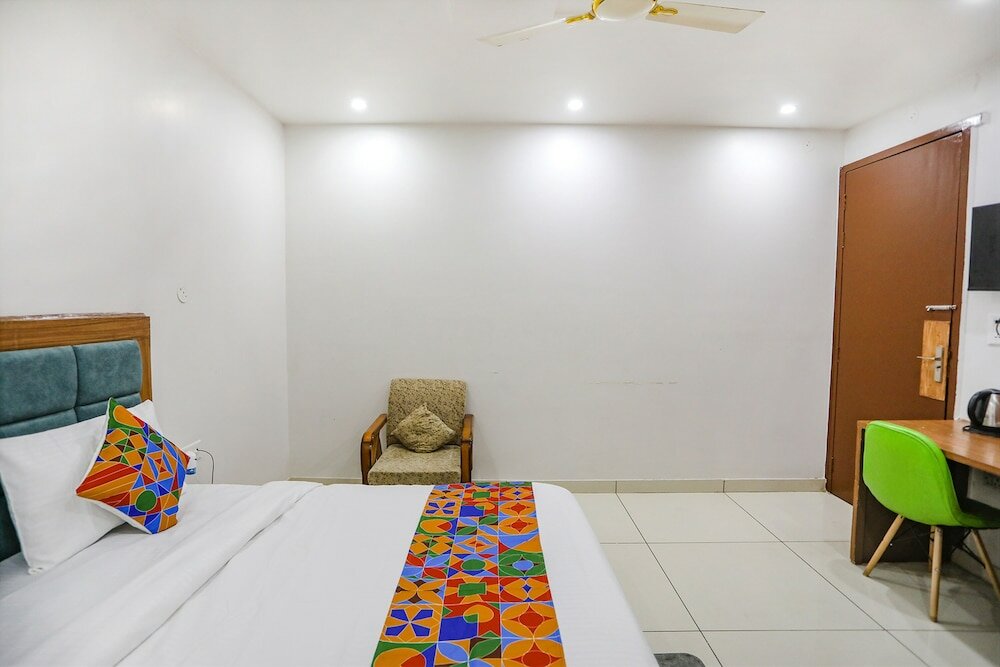 Фото Fabhotel Well Stay