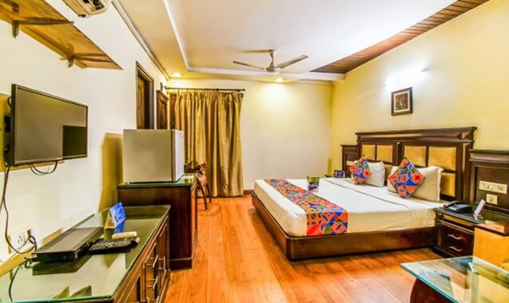 Фото Fabhotel South View