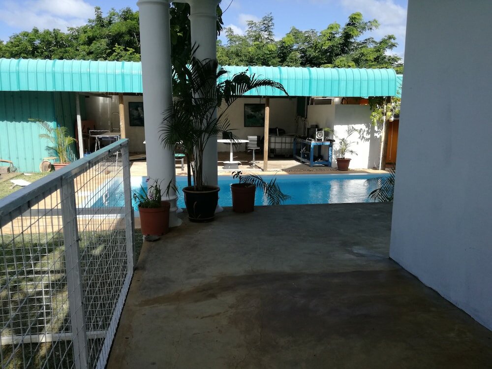 Фото St Exupéry chambre d'hôtes