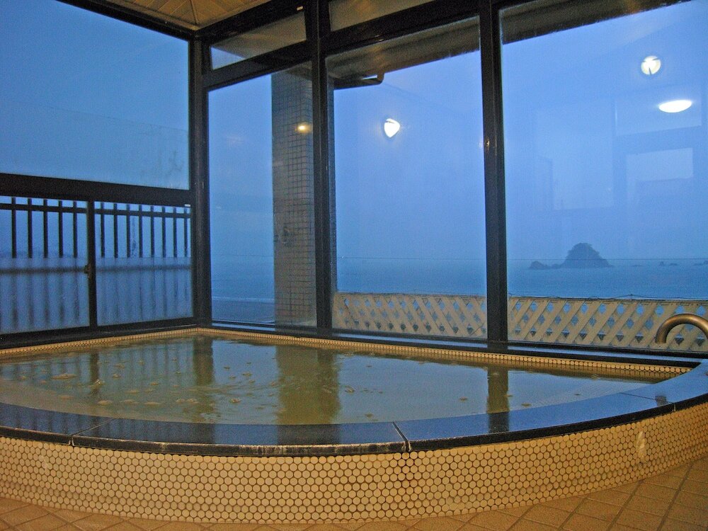 Фото Uminomieruyado Muramiya