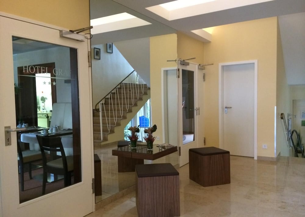 Фото Hotel Graf