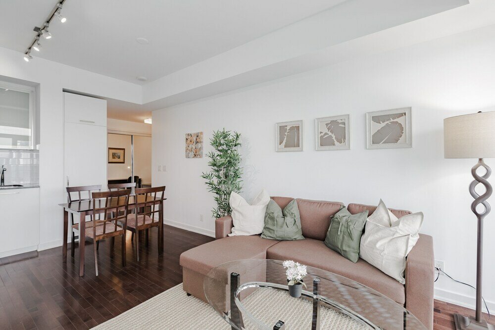 Фото Sterling Suites - Financial District