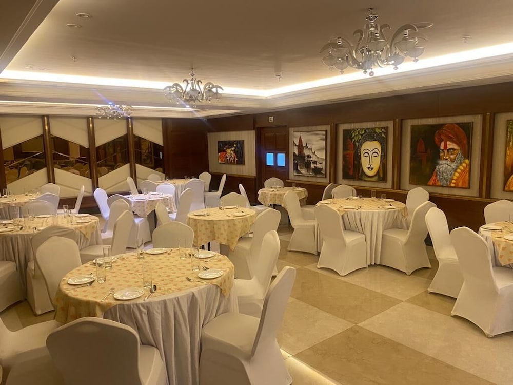 Фото Arcadia Hotel