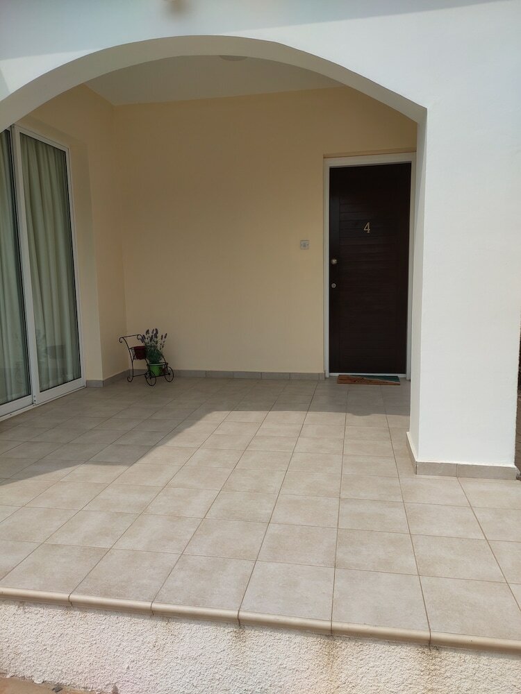 Фото Town Center Holiday Villa