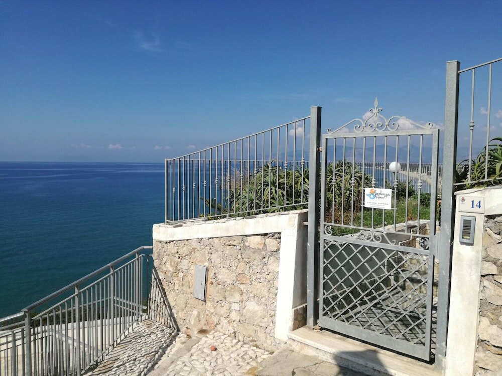 Фото Casa Omero Sperlongaresort