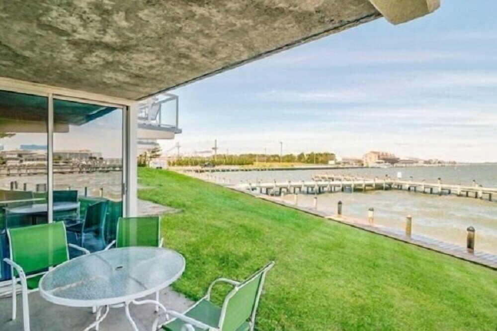 Фото Bay Club Resort by Coolvacay