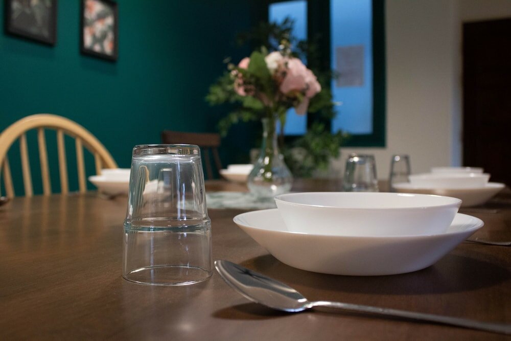 Фото Aurora Court