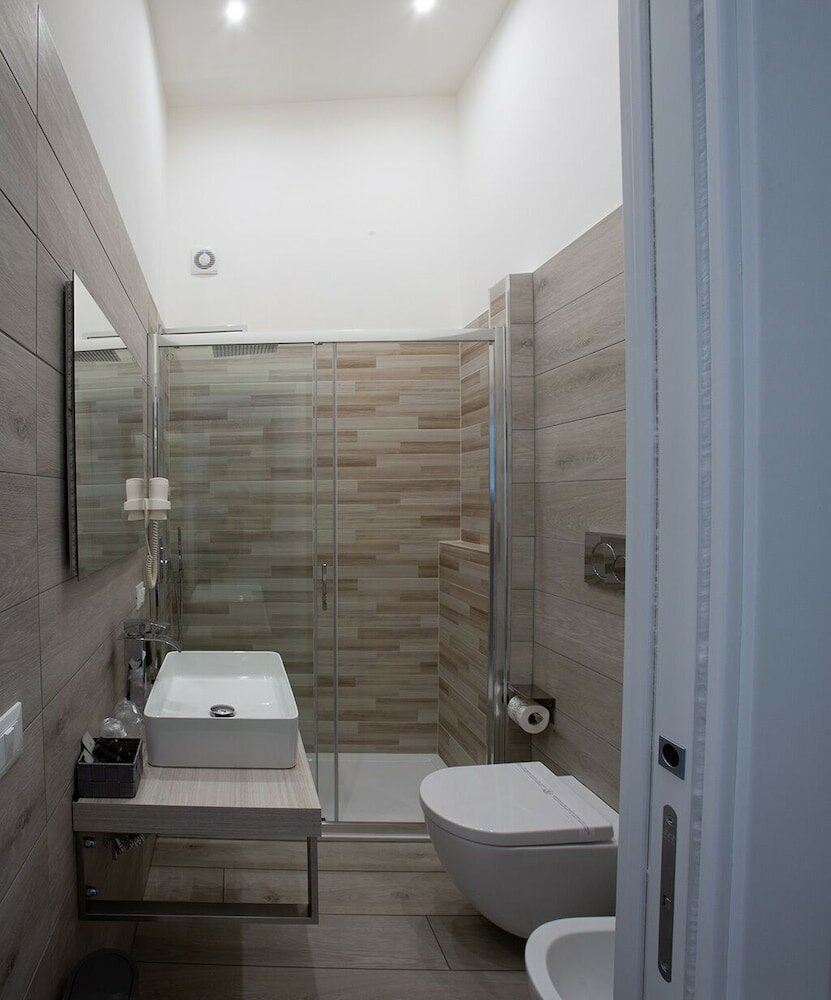 Фото Royal Gardens B&b Caserta