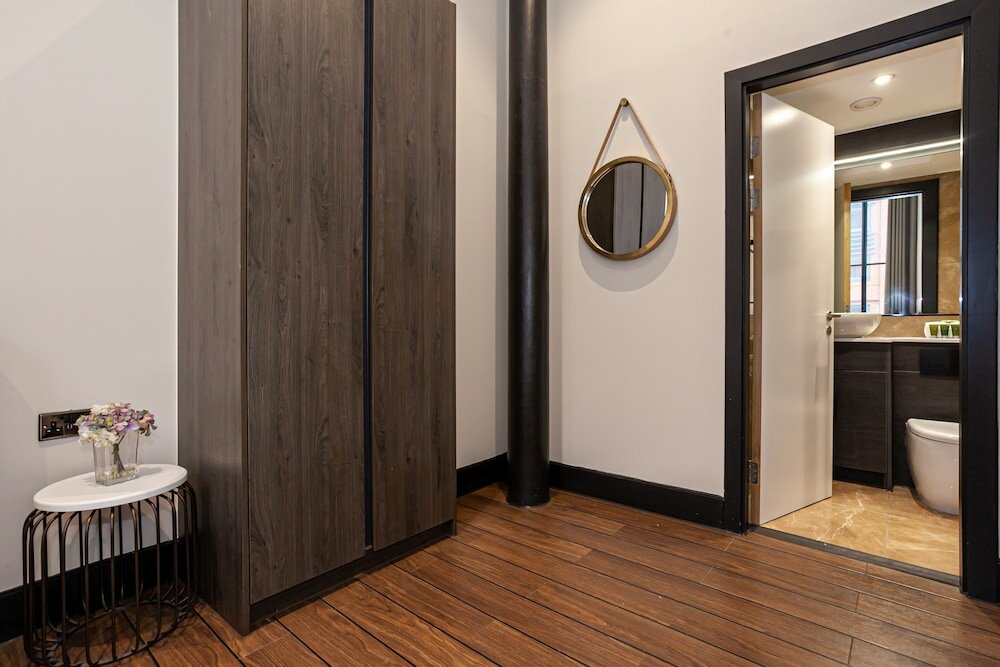 Фото Portland Street Apartments