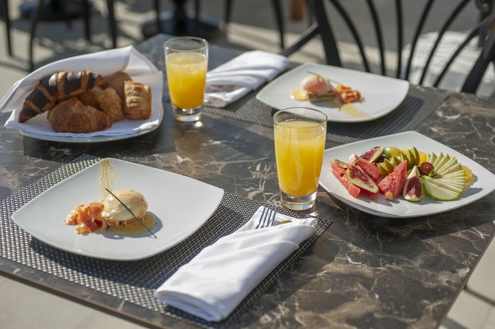 Фото Vivid Blue Serenity Resort