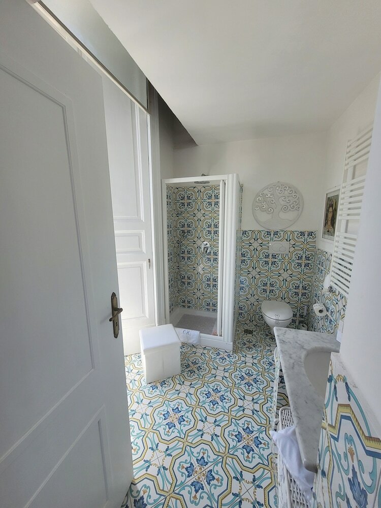 Фото Caluga House