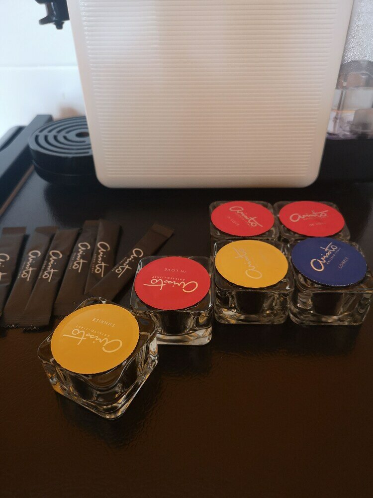 Фото Aurora Court