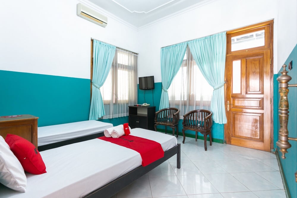 Фото RedDoorz Syariah near Alun Alun Magelang