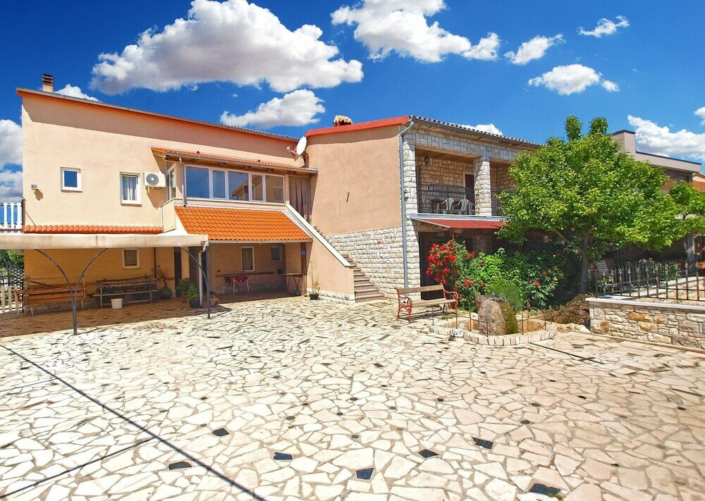 Фото Apartment 1954