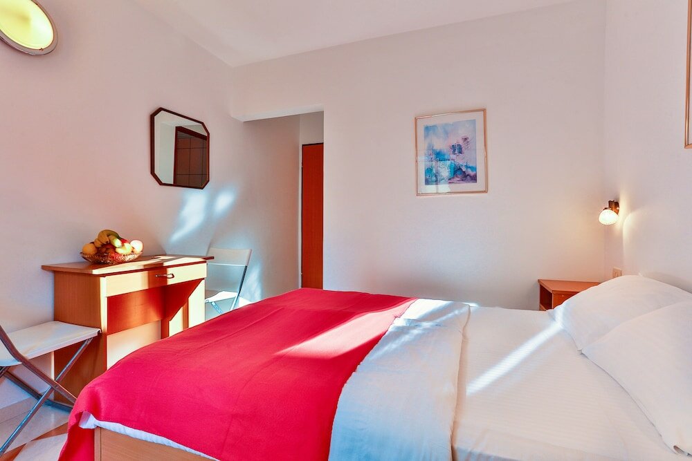 Фото Apartmani Luka - Vila Brzulović