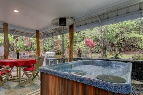 Гостиница Aloha Ohia Hale 1 Bedroom Home
