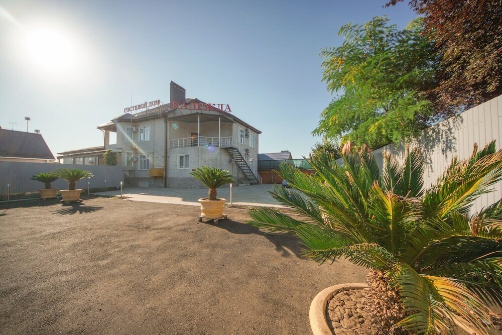 Фото отеля 2