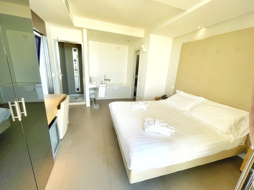 Фото Hotel Arlecchino