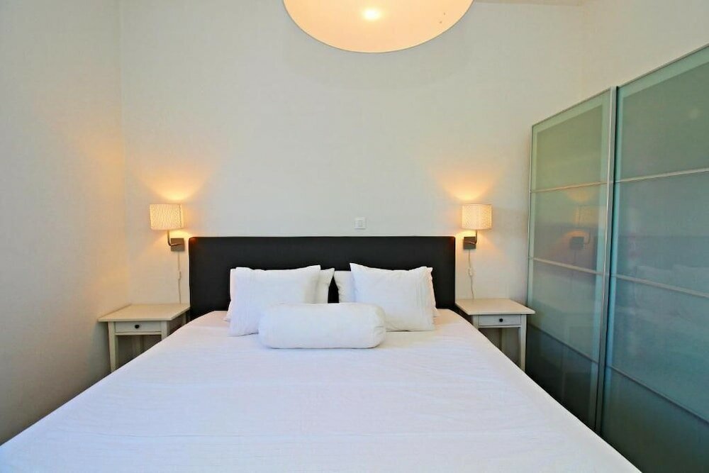 Фото Luxury Apartments Gold and Grey