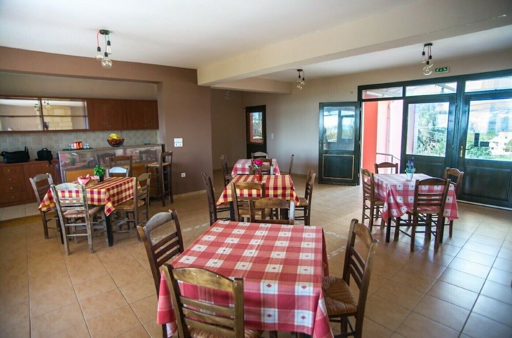 Фото Filippion Hotel