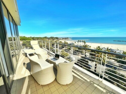 Гостиница Hotel Arlecchino в Сане-Бенедетто-дель-Тронто