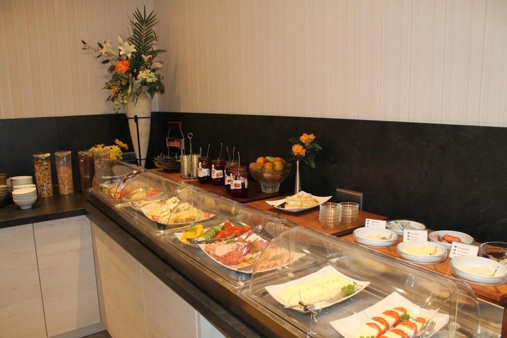 Фото Hotel Doberaner Hof