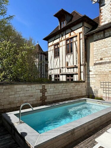 Внешний вид отеля Hotel la Maison de Rhodes в Труе, фото 2