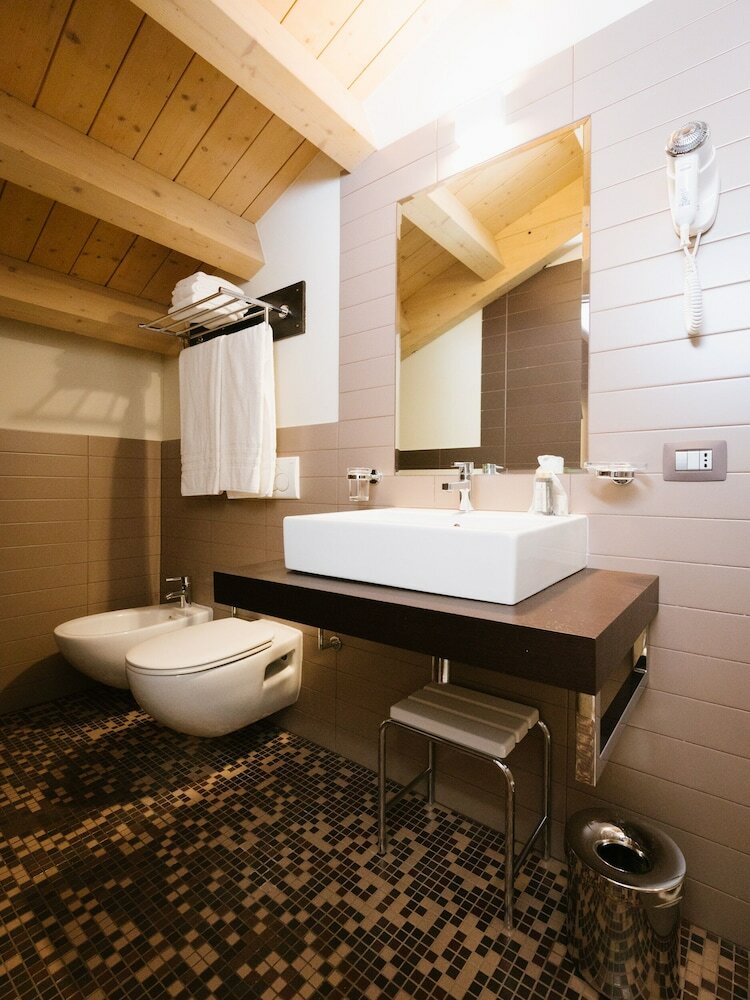 Фото Lake Hotel La Pieve