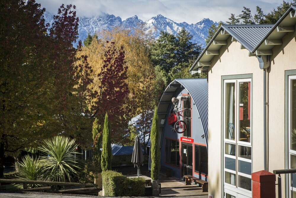 Фото Pinewood Lodge