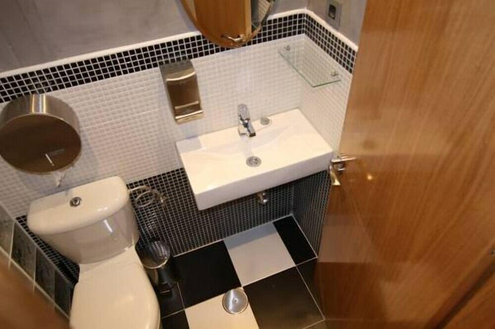 Фото Hostal Noviciado