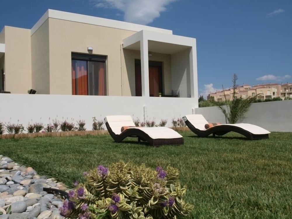 Фото Plakias Suites