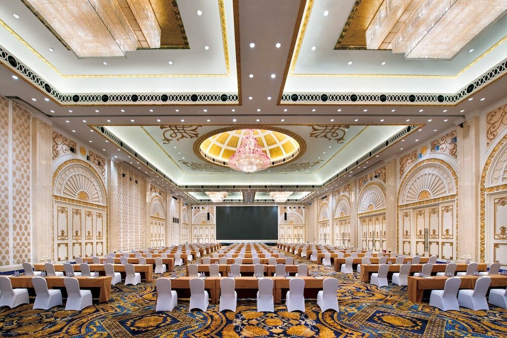 Фото The Interlaken Oct Hotel Shenzhen